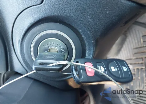 2002 Nissan Altima 2.5 S z USA, uszkodzony, nr VIN 1N4AL11D02C211175